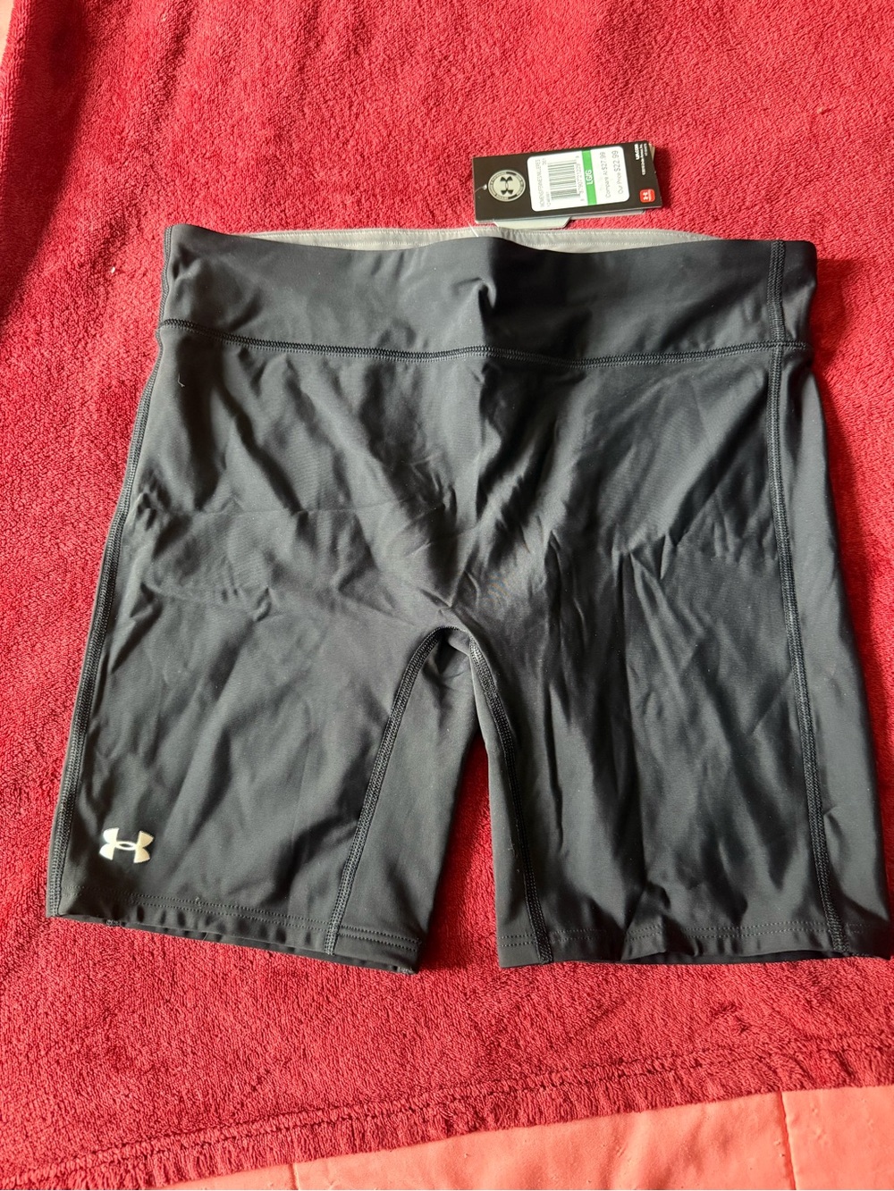 Under Armour Women's heat gear Black Compression Shorts